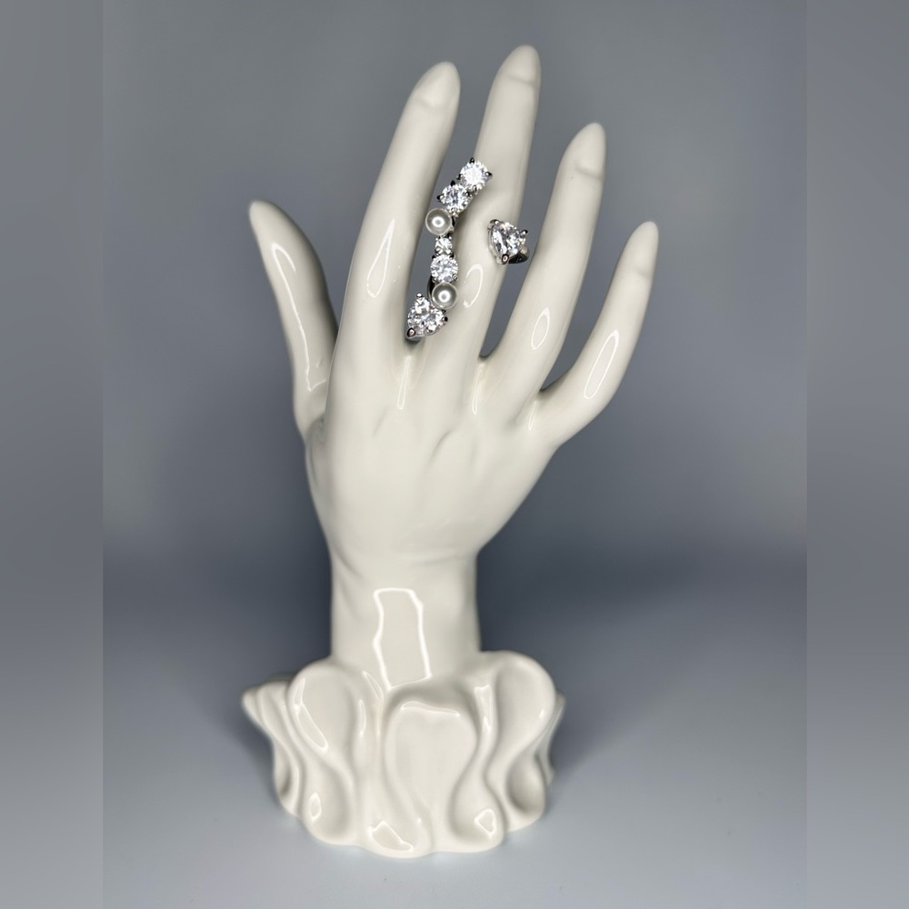 Beautiful Pearl and Stone Fashion Ring Size 6